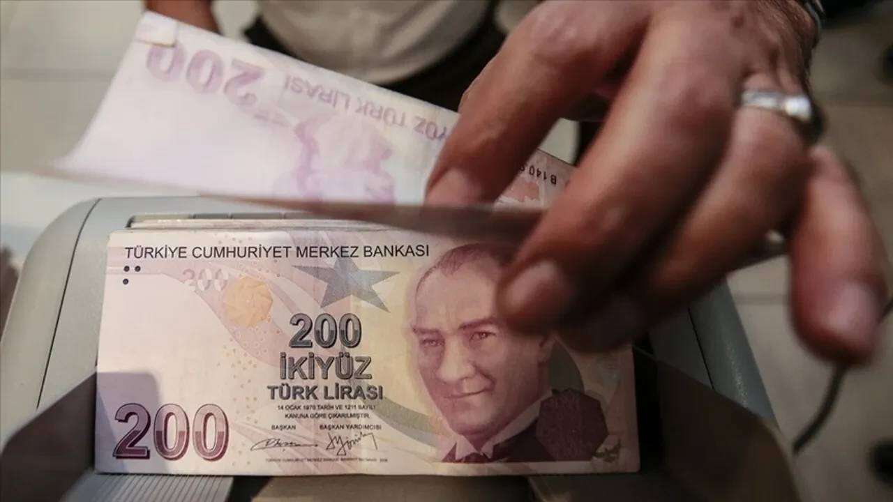 SGK uzmanı İsa Karakaş canlı yayında açıkladı: Asgari ücrete yüzde 50 zam! İşte masadaki rakam 3